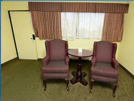 America'S Best Value Inn And Suites Aberdeen Bilik gambar